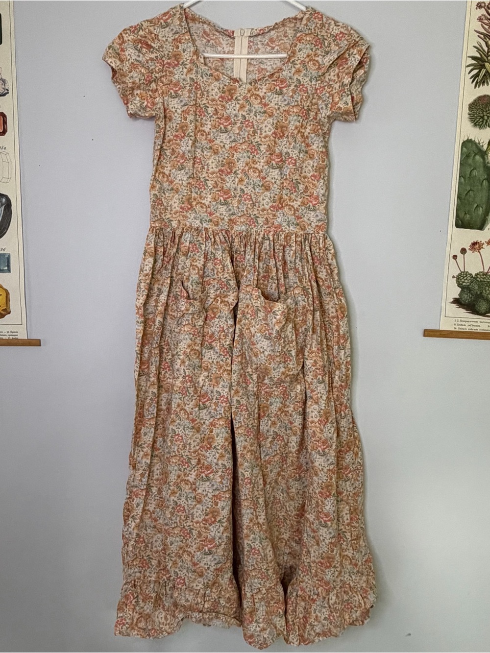 Floral Cottagecore Maxi Prarie Dress in Peach & Cream with Pockets